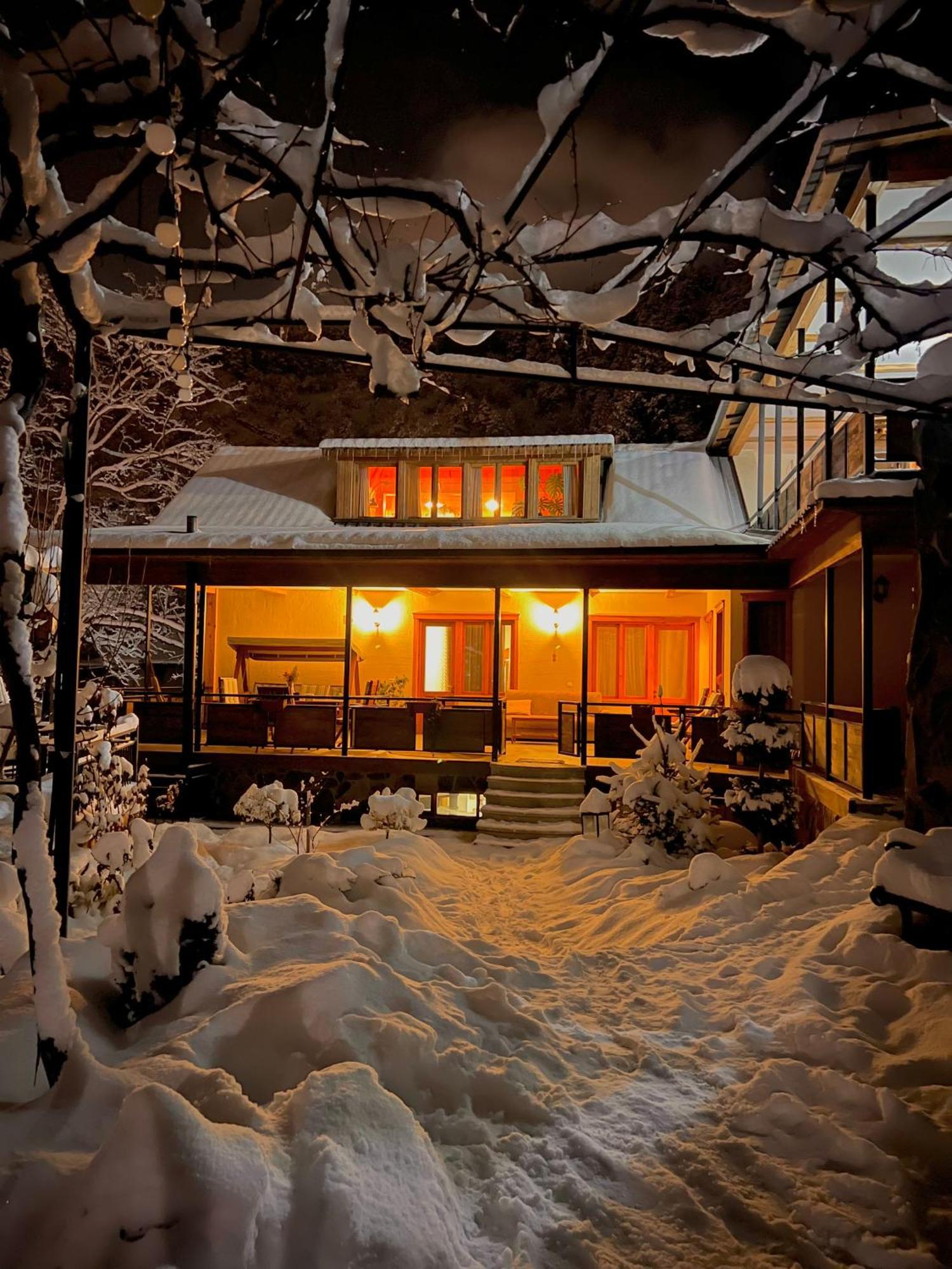 Hotel Borjomi Verde Eksteriør billede